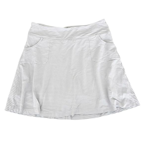Fresh Produce Gray White Striped Skort Sz SM - Picture 1 of 3